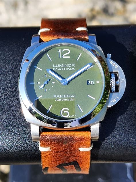 Panerai Luminor Marina Quaranta Verde Militare PAM1304 .